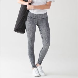 Lululemon - Wunder Under Pant III (Leggings)